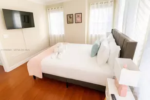 1545 NW 8th Terrace, Miami, FL 33125 - Photo 13