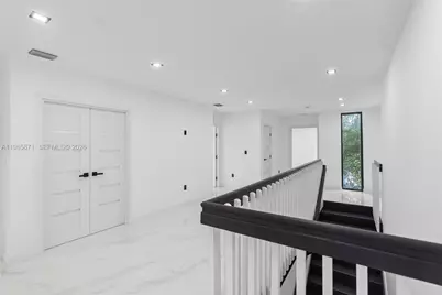 1644 NW 8th Ter, Miami, FL 33125 - Photo 31