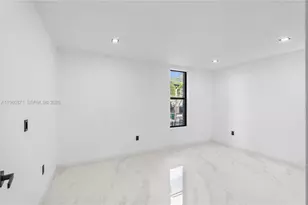 1644 NW 8th Terrace, Miami, FL 33125 - Photo 21