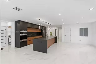 1644 NW 8th Terrace, Miami, FL 33125 - Photo 9