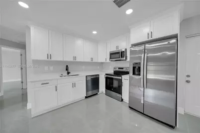 2801 42 St W, Lehigh Acres, FL 33972 - Photo 3