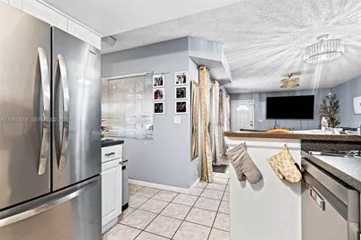 6131 Seven Springs Blvd, Greenacres, FL 33463 - Photo 19