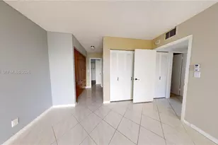 2500 Parkview Dr, Hallandale Beach, FL 33009 - Photo 15