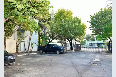 1910 SW 17th Ave #2, Miami, FL 33145 - Photo 13