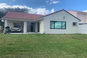 2925 E Aviary Dr, Cooper City, FL 33026 - Photo 3