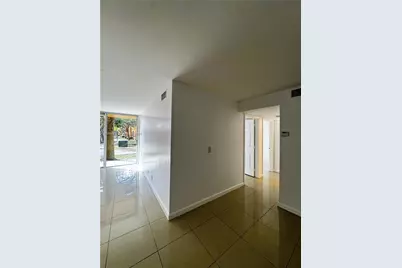 10725 Cleary Blvd #110, Plantation, FL 33324 - Photo 9