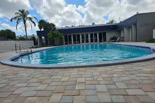 140 NW 87th Ave, Miami, FL 33172 - Photo 23