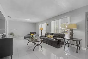 7520 Embassy Blvd, Miramar, FL 33023 - Photo 5