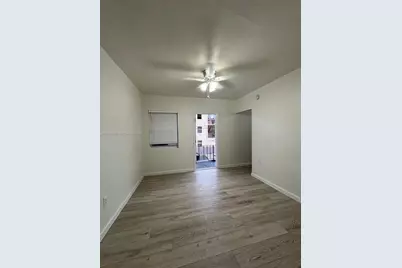 200 NW 13th St #5, Miami, FL 33136 - Photo 3