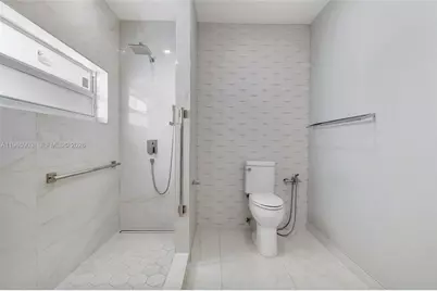 14813 NW 87th Pl, Miami Lakes, FL 33018 - Photo 29