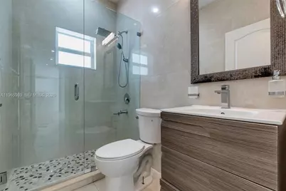 14813 NW 87th Pl, Miami Lakes, FL 33018 - Photo 33