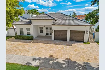 14813 NW 87th Pl, Miami Lakes, FL 33018 - Photo 5