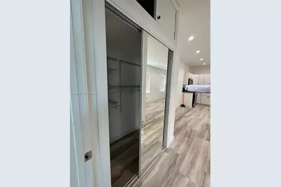 1618 Michigan Ave #28, Miami Beach, FL 33139 - Photo 11