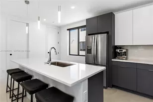 436 SE 12th Ct, Fort Lauderdale, FL 33316 - Photo 5