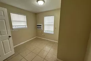 11815 SW 213th St, Miami, FL 33177 - Photo 3
