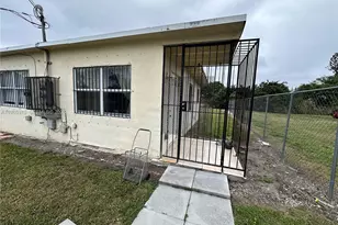 11815 SW 213th St, Miami, FL 33177 - Photo 5