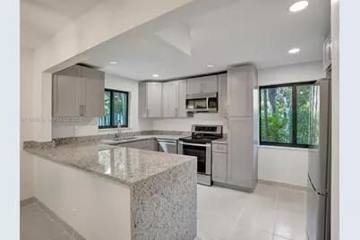 6 Chestnut Cir, Cooper City, FL 33026 - Photo 7