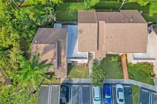 6 Chestnut Cir, Cooper City, FL 33026 - Photo 17