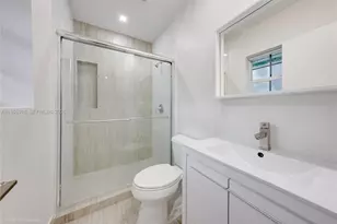 52 Camden Dr, Bal Harbour, FL 33154 - Photo 33