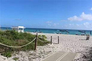 52 Camden Dr, Bal Harbour, FL 33154 - Photo 39