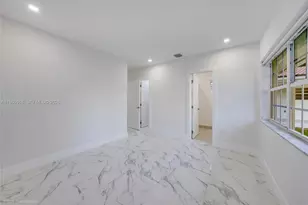 52 Camden Dr, Bal Harbour, FL 33154 - Photo 29