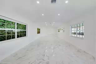 52 Camden Dr, Bal Harbour, FL 33154 - Photo 11