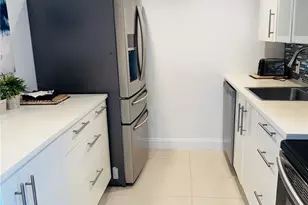 20335 W Country Club Dr, Aventura, FL 33180 - Photo 5