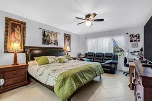 12800 SW 7th Ct, Pembroke Pines, FL 33027 - Photo 35