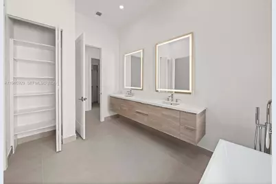 5718 W Ashwood Cir W, Hollywood, FL 33312 - Photo 51