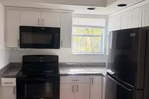 13060 Vista Isles Dr, Sunrise, FL 33325 - Photo 9