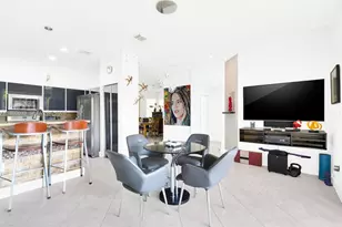 10824 NW 84th St, Doral, FL 33178 - Photo 9