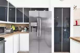 10824 NW 84th St, Doral, FL 33178 - Photo 11