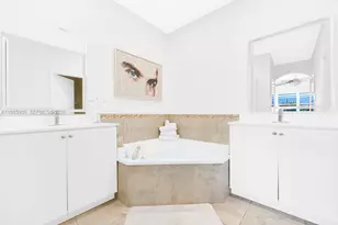 10824 NW 84th St, Doral, FL 33178 - Photo 21