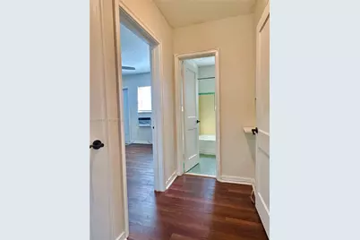 430 76th St #4, Miami Beach, FL 33141 - Photo 13