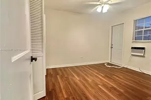 430 76th St, Miami Beach, FL 33141 - Photo 17