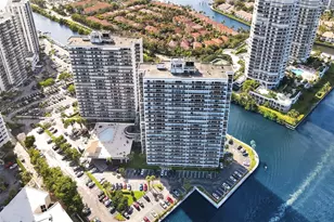 20515 E Country Club Dr, Aventura, FL 33180 - Photo 39