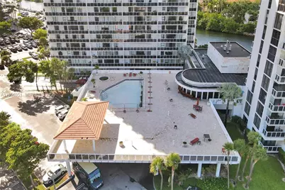 20515 E Country Club Dr #1642, Aventura, FL 33180 - Photo 37