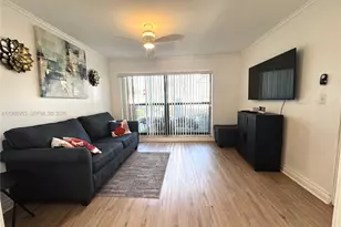 4905 Bayberry Ln, Tamarac, FL 33319 - Photo 5