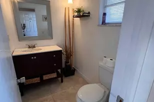 1591 NE Miami Gardens Dr, Miami, FL 33179 - Photo 9