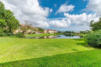 1207 NE 32nd Ter #1207, Homestead, FL 33033 - Photo 9