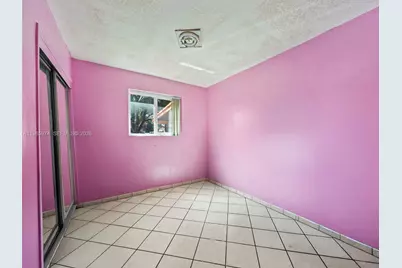 655 W 70th Pl, Hialeah, FL 33014 - Photo 35