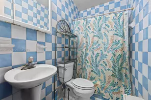 655 W 70 Pl, Hialeah, FL 33014 - Photo 37