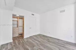 1300 S Miami Ave, Miami, FL 33130 - Photo 15