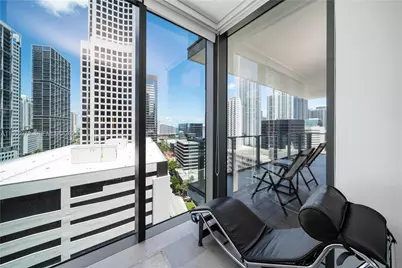 68 SE 6th St #1201, Miami, FL 33131 - Photo 23