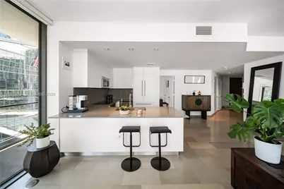 68 SE 6th St #1201, Miami, FL 33131 - Photo 1