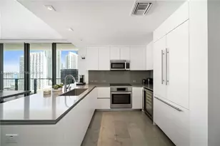 68 SE 6th St, Miami, FL 33131 - Photo 1