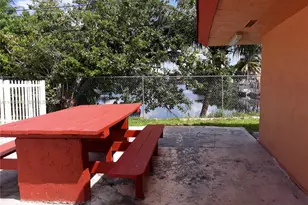 6850 W 14th Ct, Hialeah, FL 33014 - Photo 13