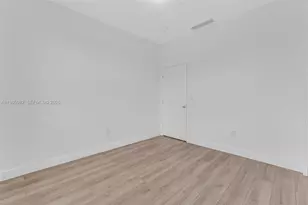 2176 NW 64th St, Miami, FL 33147 - Photo 25
