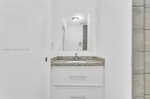 2176 NW 64th St, Miami, FL 33147 - Photo 29