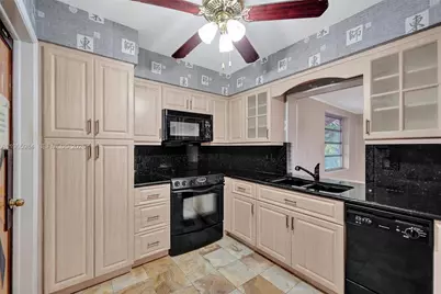 2005 N 31st Ave, Hollywood, FL 33021 - Photo 5